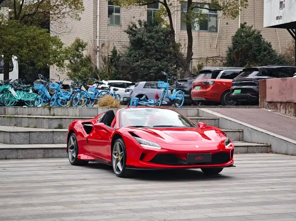 Ferrari F8 — фото 4