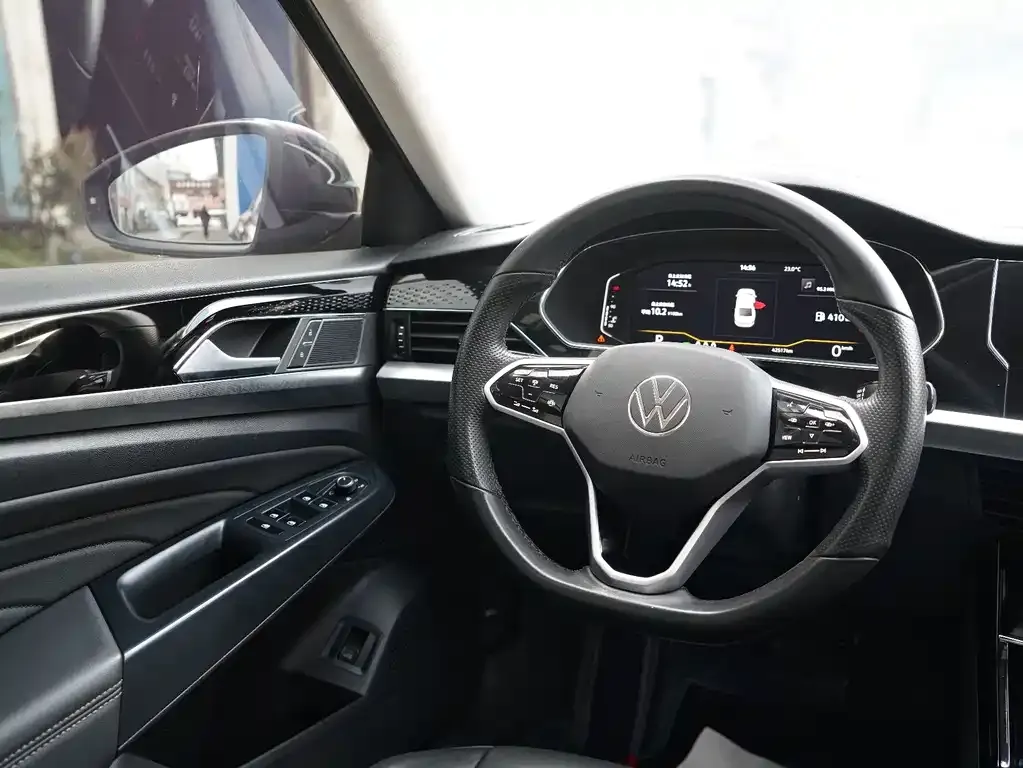 Volkswagen Passat — фото 9