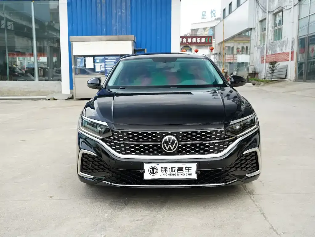 Volkswagen Passat — фото 2
