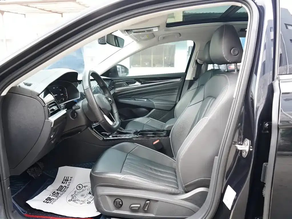 Volkswagen Passat — фото 4