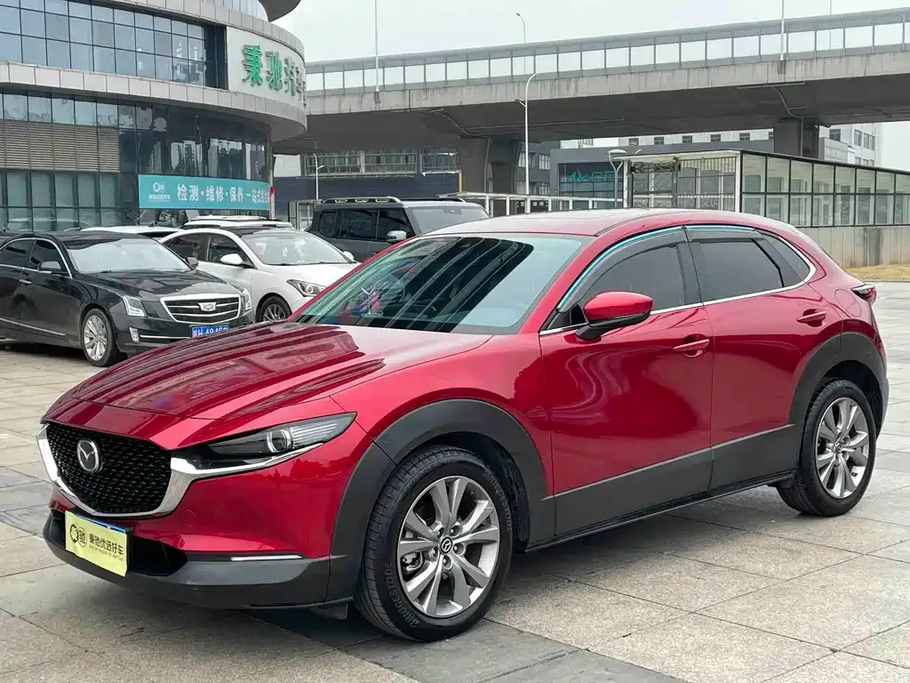 Mazda CX-30 — фото 1