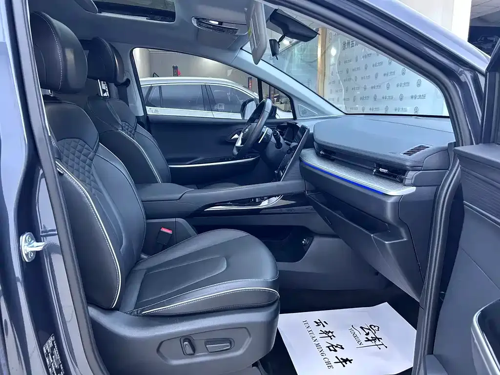 Hyundai Custo — фото 6