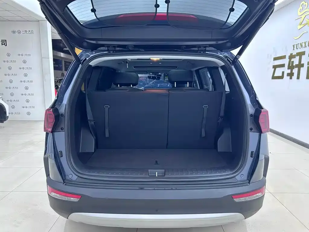 Hyundai Custo — фото 4