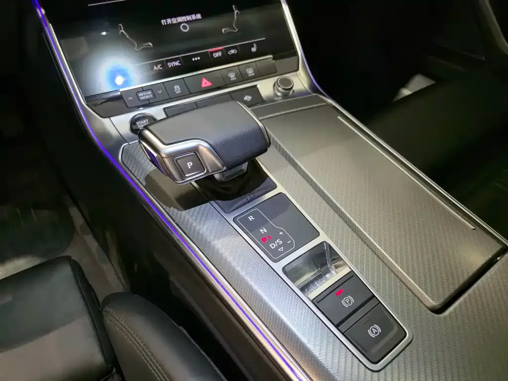 Audi A7 — фото 10