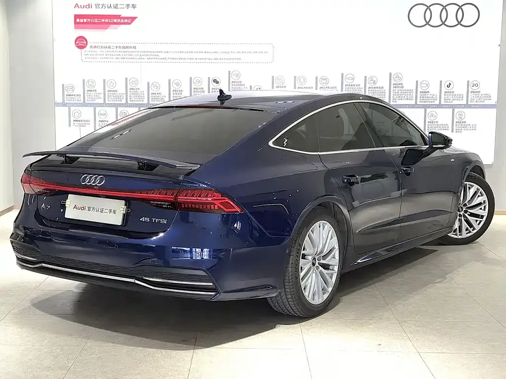 Audi A7 — фото 3