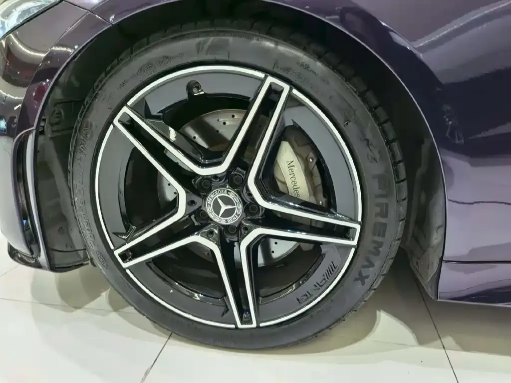 Mercedes-Benz CLS — фото 3