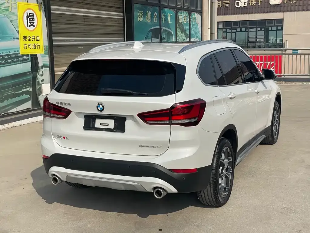 BMW X1 — фото 10