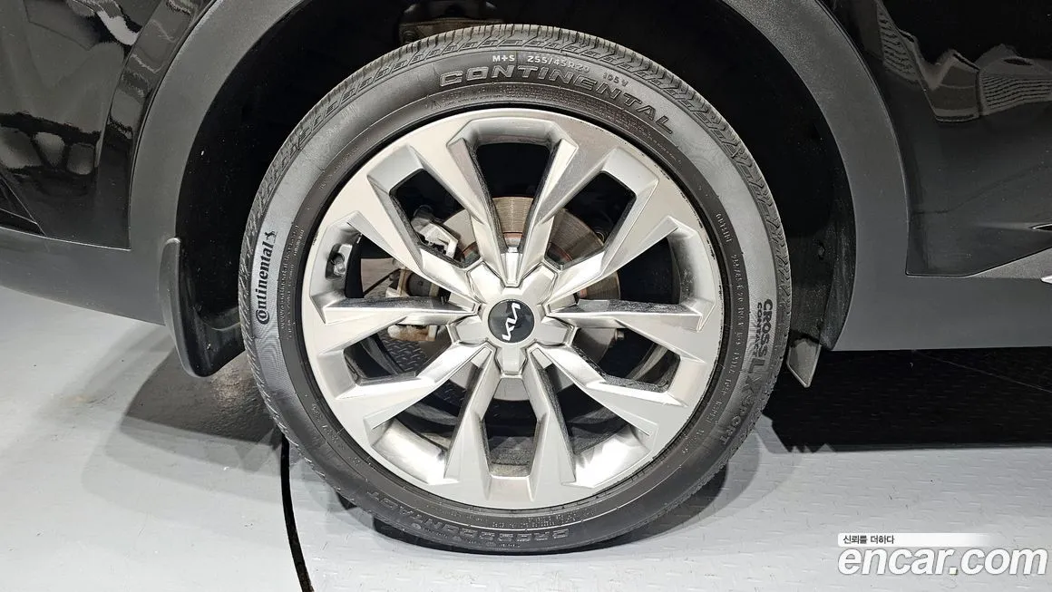 Kia Sorento — фото 10