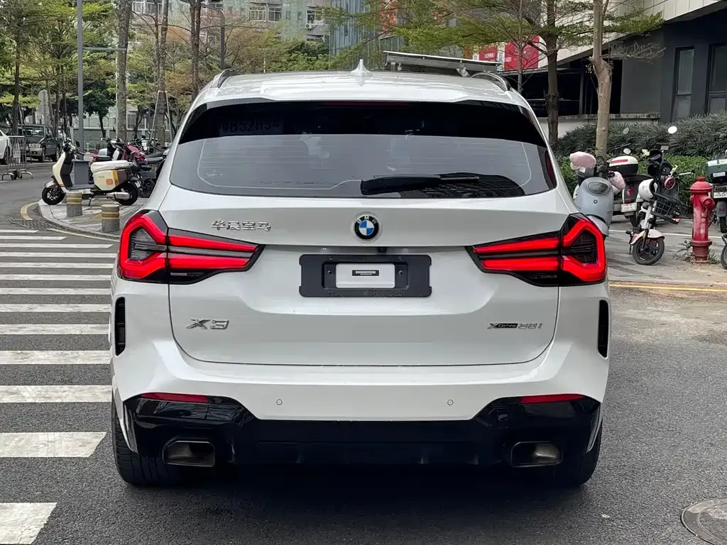 BMW X3 — фото 8