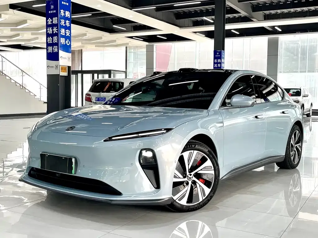 NIO ET5 — фото 1