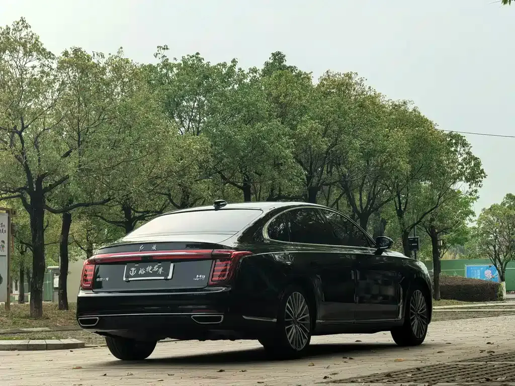 Hongqi H9 — фото 3