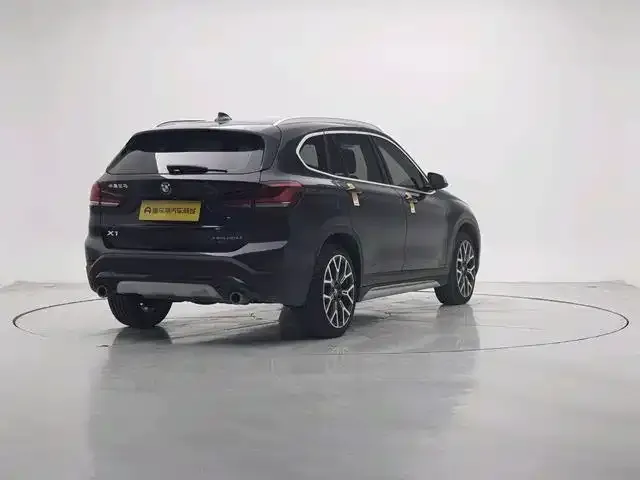 BMW X1 — фото 2