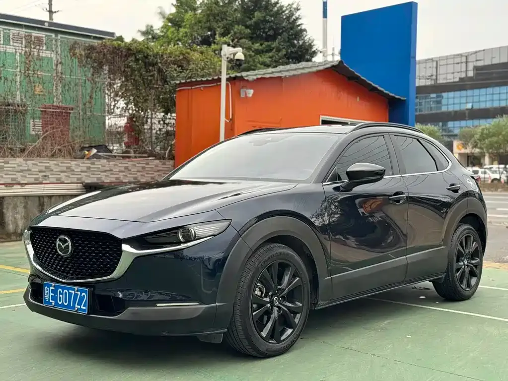 Mazda CX-30 — фото 1