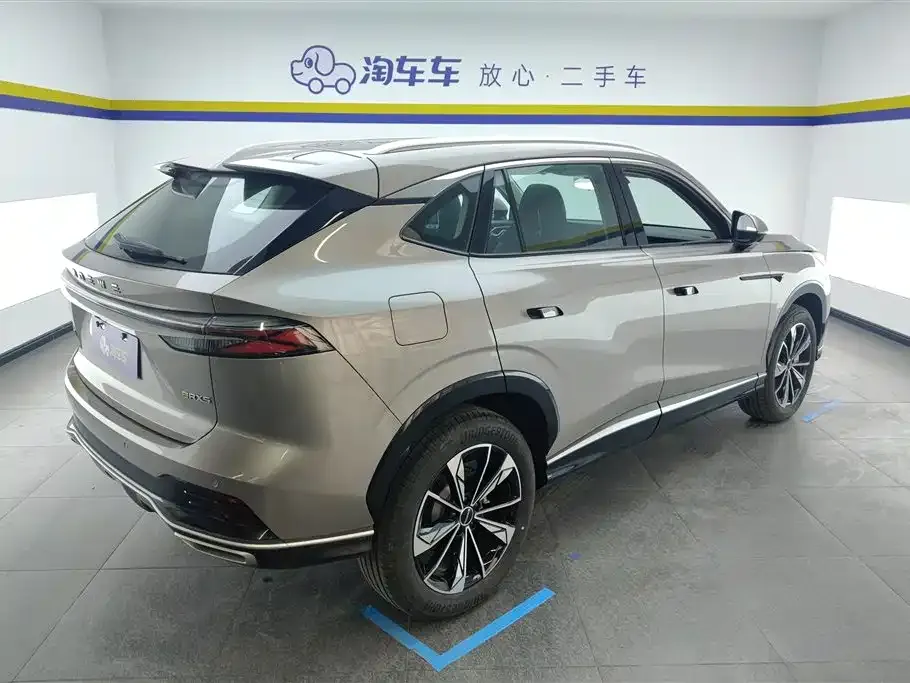 Roewe RX5 New Energy — фото 3