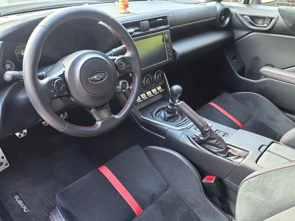 Subaru BRZ — фото 5