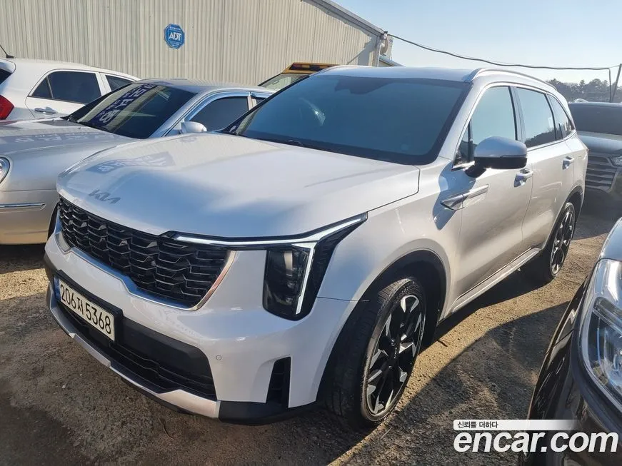 Kia Sorento — фото 1