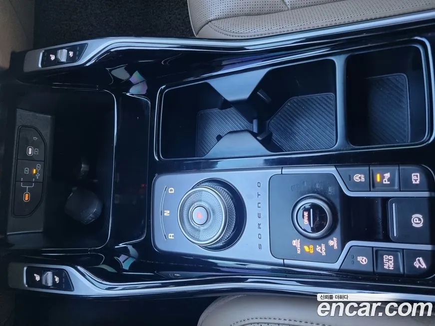 Kia Sorento — фото 4