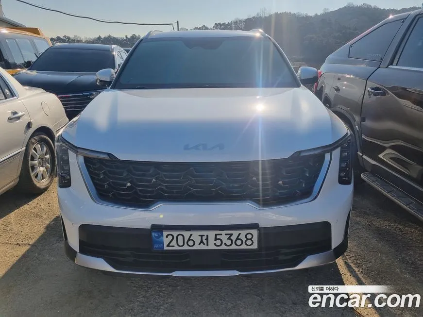 Kia Sorento — фото 5