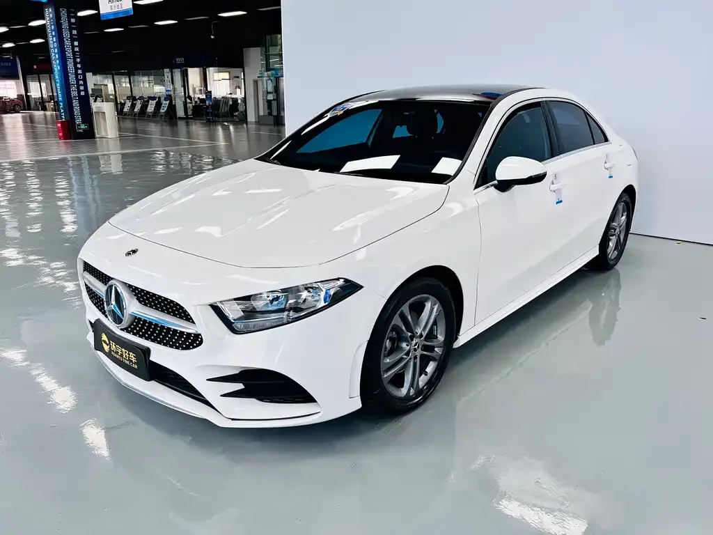 Mercedes-Benz A-Class — фото 1