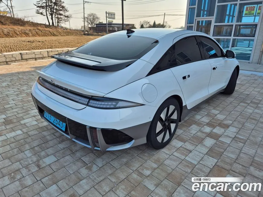 Hyundai Ioniq6 — фото 8