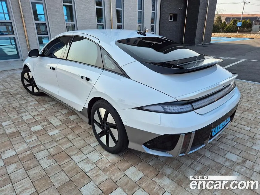 Hyundai Ioniq6 — фото 10