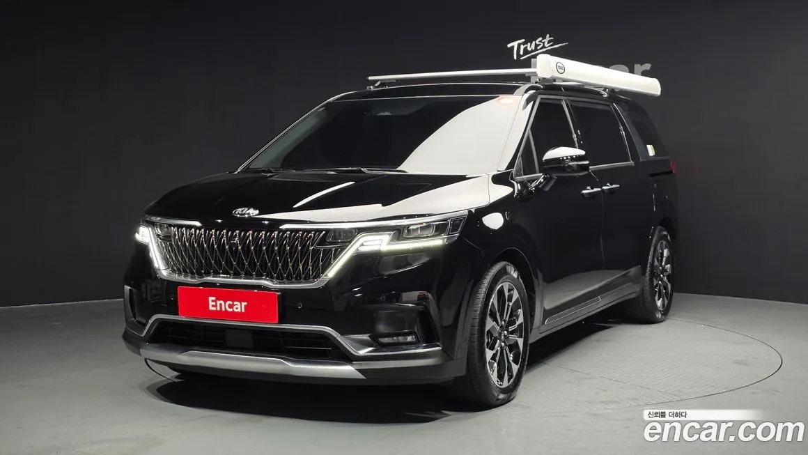 Kia Carnival — фото 1