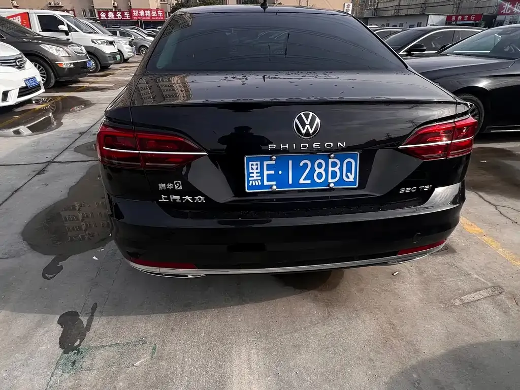 Volkswagen Phideon — фото 6