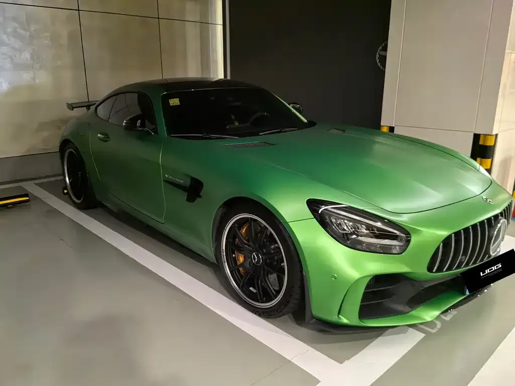 Mercedes-Benz AMG GT — фото 1