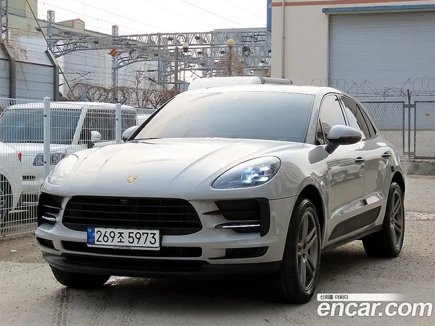 Porsche Macan — фото 3