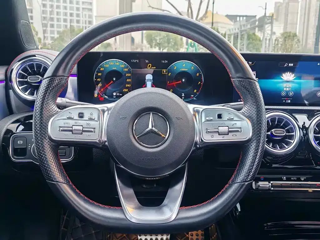 Mercedes-Benz CLA (Import) — фото 5