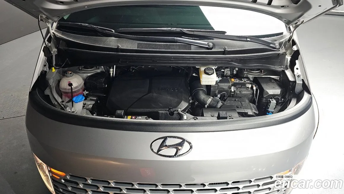 Hyundai Staria — фото 6