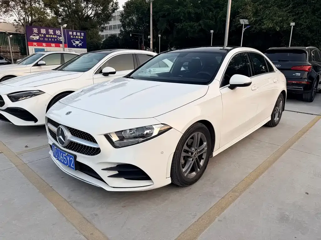 Mercedes-Benz A-Class — фото 1