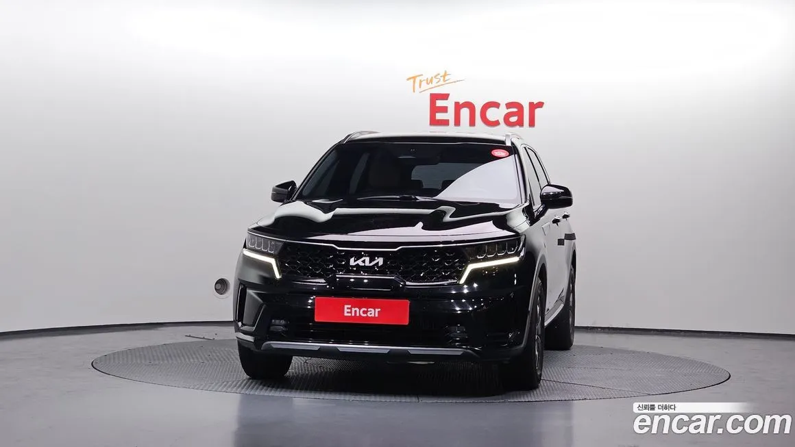 Kia Sorento — фото 9