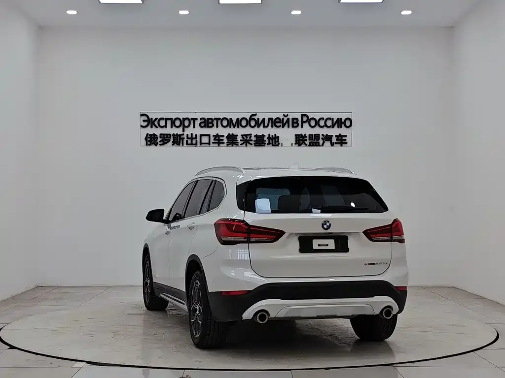 BMW X1 — фото 4