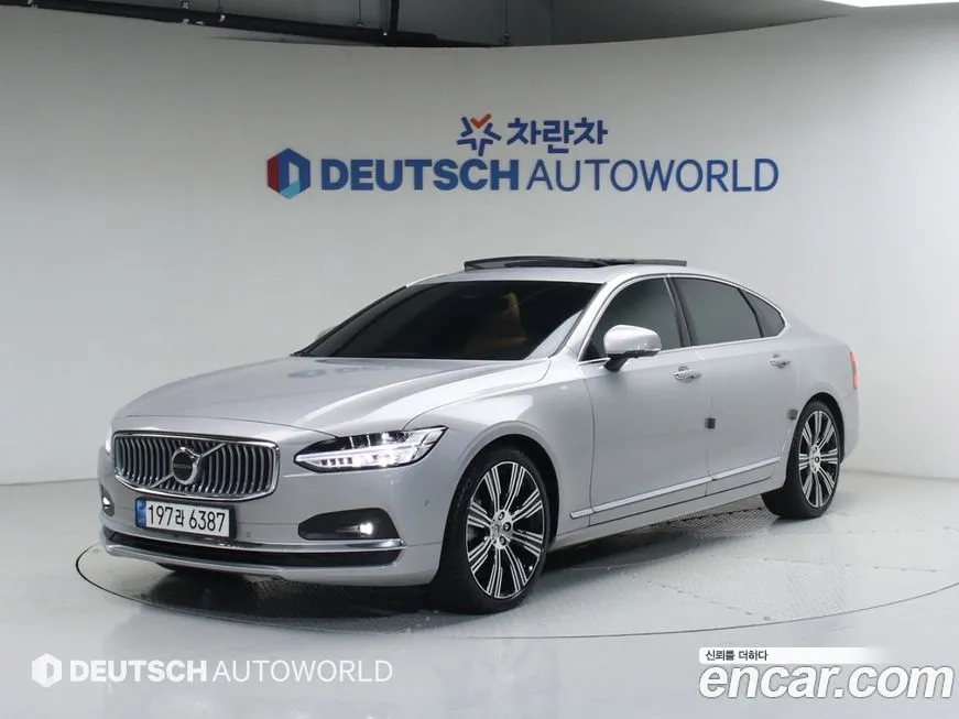 Volvo S90 — фото 1