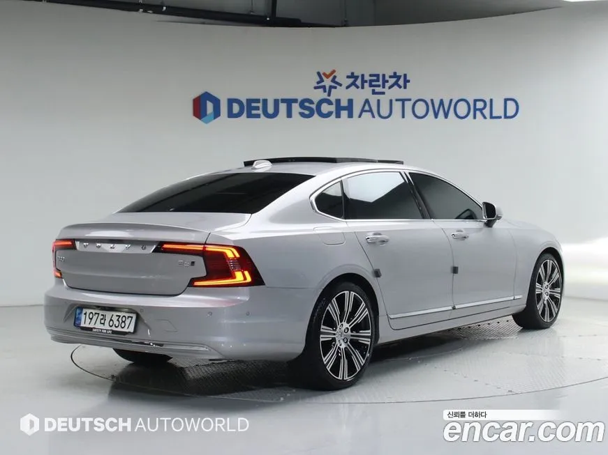 Volvo S90 — фото 10