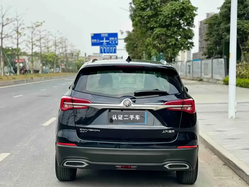 Buick Envision Plus — фото 2