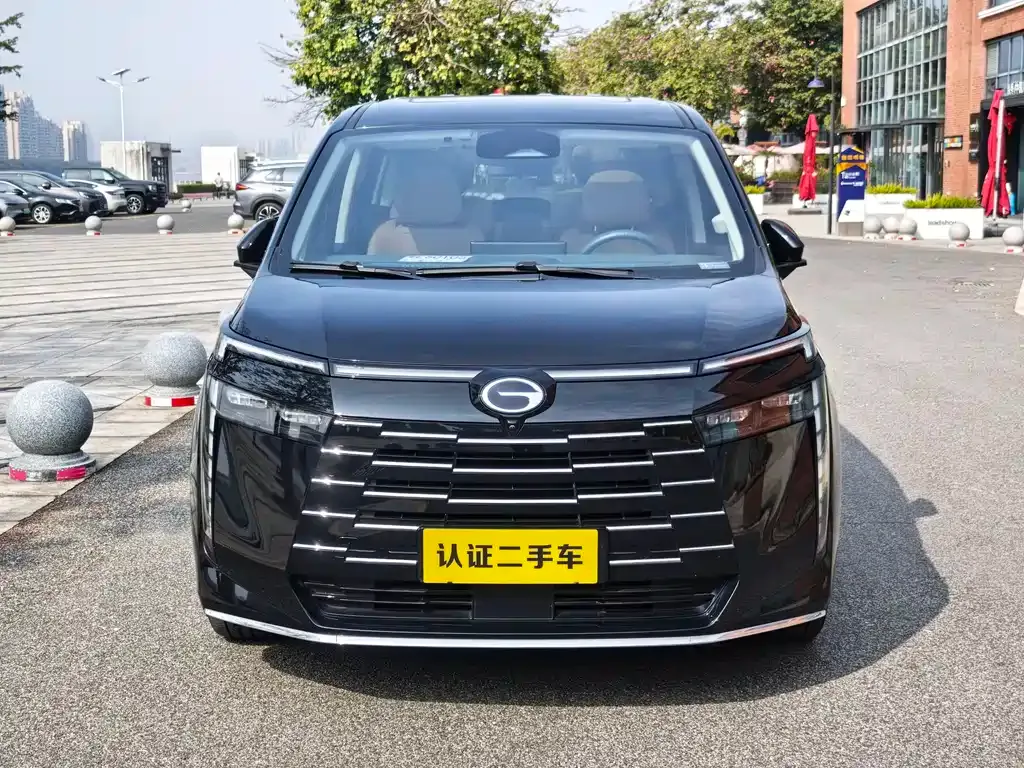 GAC Motor E8 Hybrid — фото 9