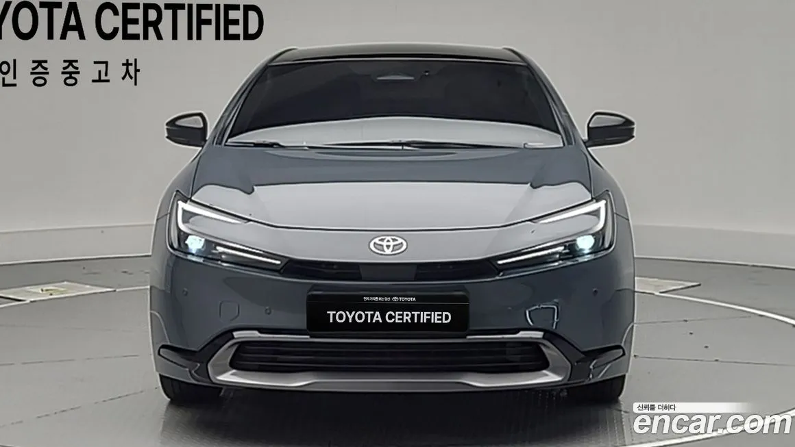 Toyota Prius — фото 9