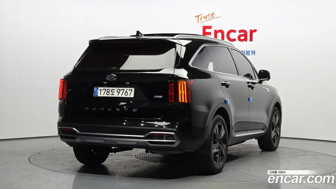 Kia Sorento — фото 4