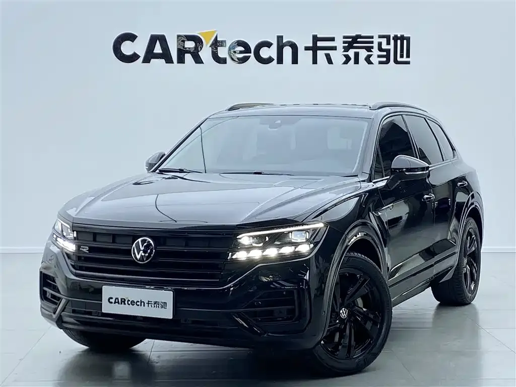 Volkswagen Touareg — фото 7