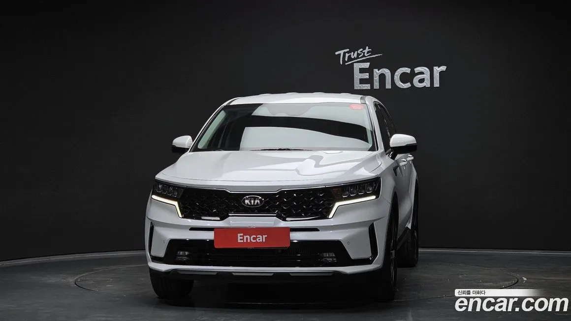 Kia Sorento — фото 5
