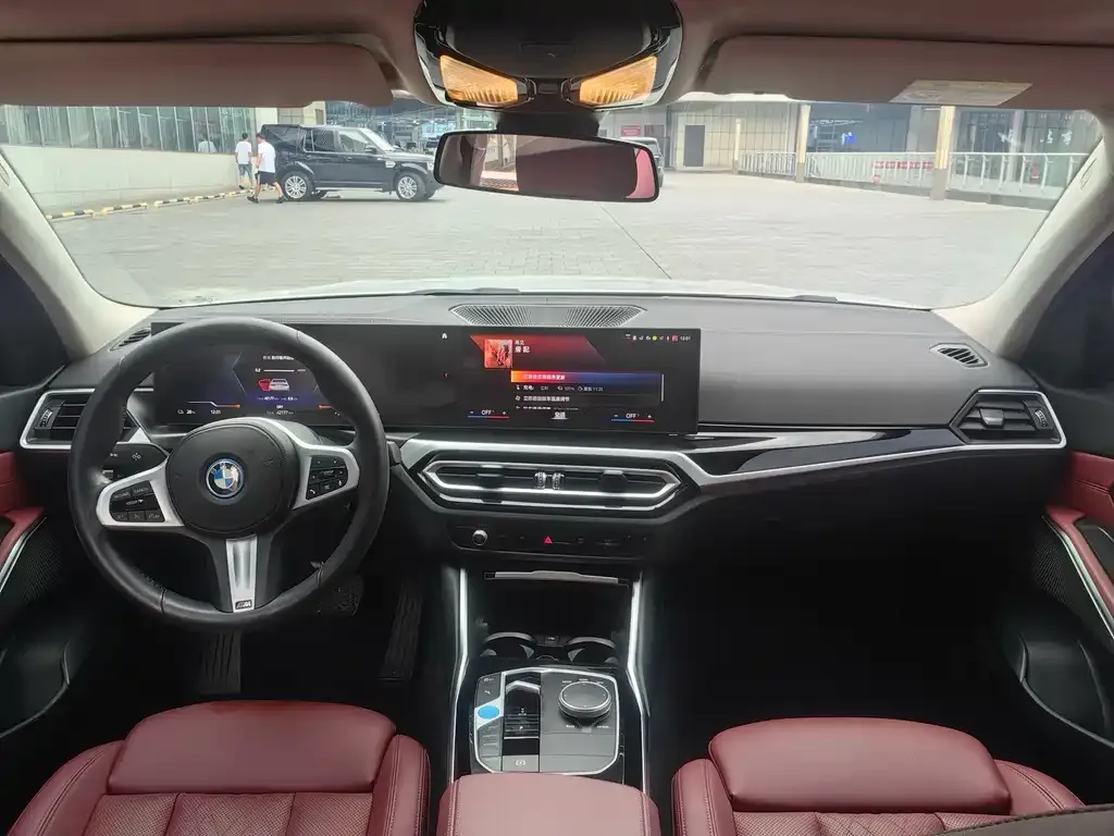 BMW i3 — фото 9