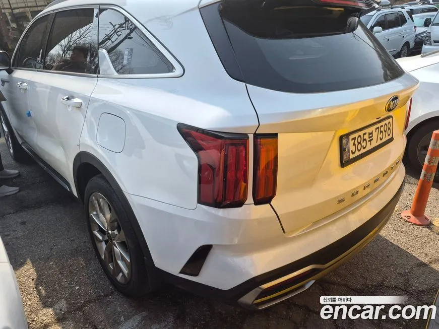 Kia Sorento — фото 1