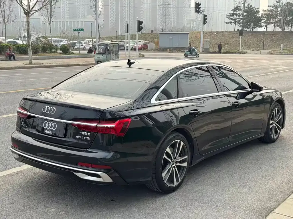 Audi A6L — фото 7