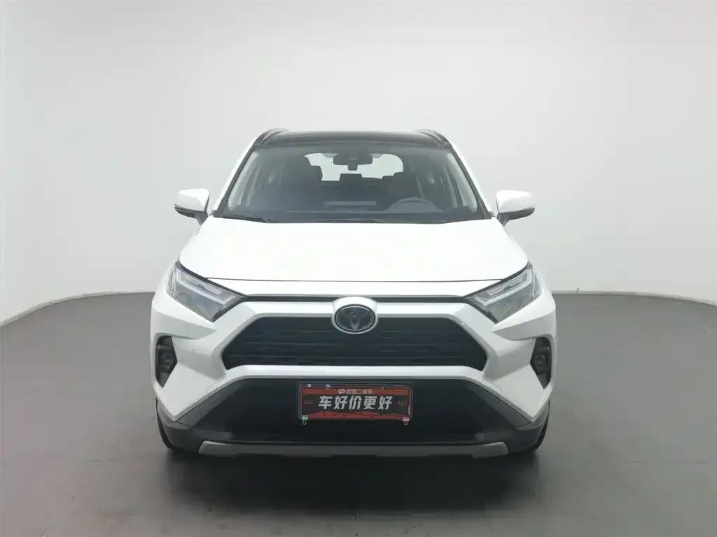 Toyota RAV4 — фото 8