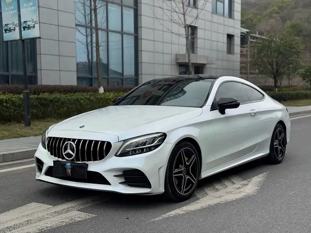 Mercedes-Benz C-Class (Import) — фото 1