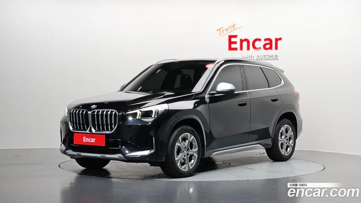 BMW X1 — фото 1