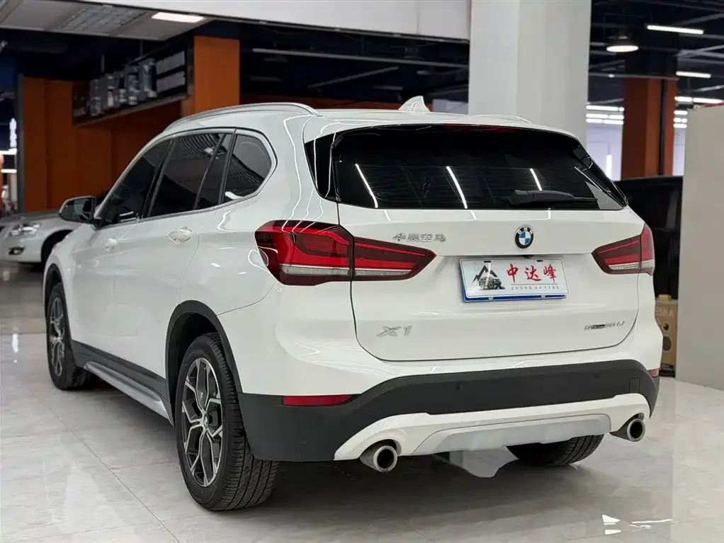 BMW X1 — фото 10