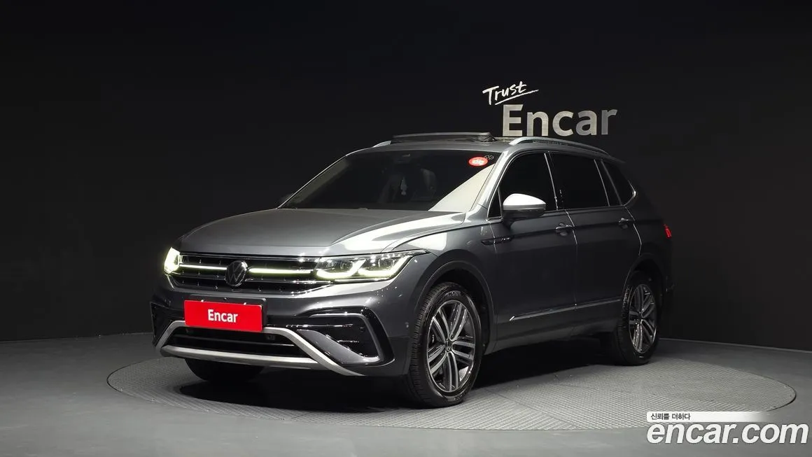 Volkswagen Tiguan — фото 1